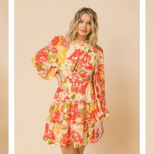 Flying tomato  floral dress size small